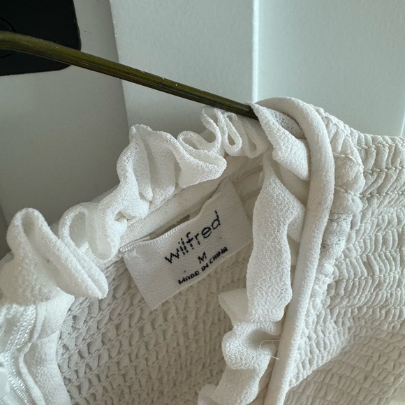 Aritzia blouse - Picture 2 of 2